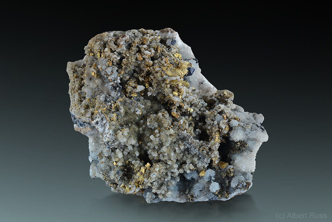 Makroskopické zlato na křemeni ze Zlatých Hor