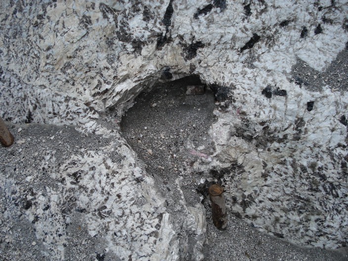 Pegmatit "Sousedka", Rusko