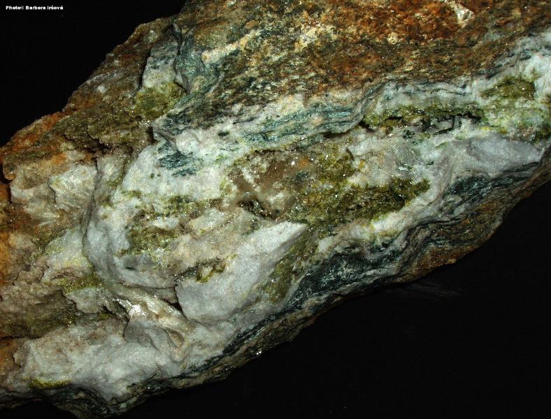 Stilbit, Epidot, Amfibol