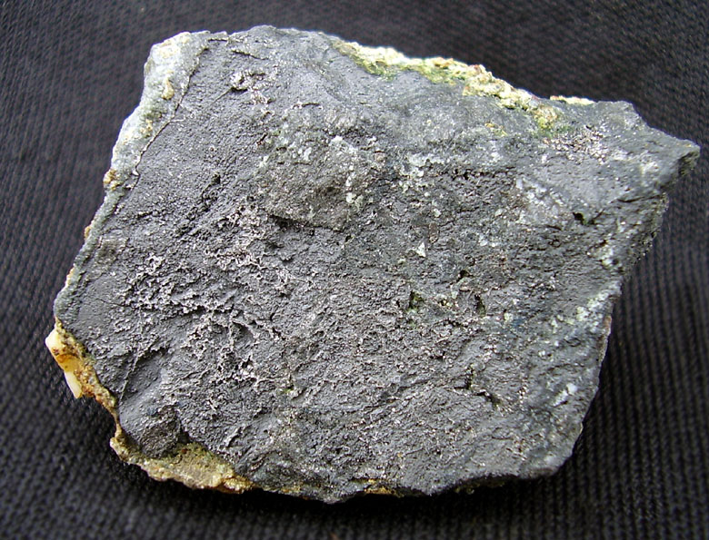 Pararammelsbergit, Löllingit, Arzenopyrit