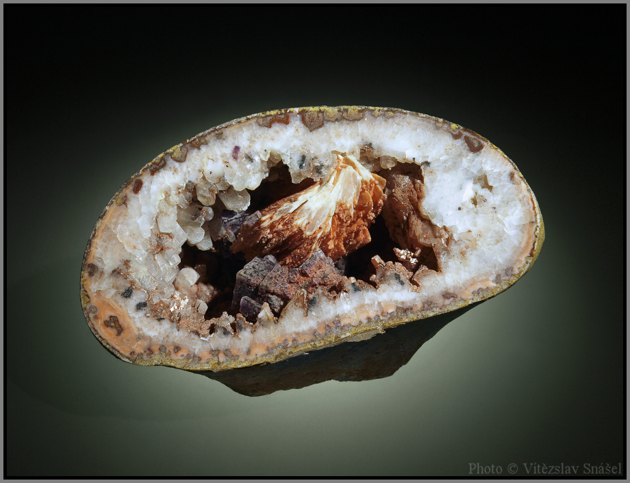 Kalcit, Baryt, Fluorit