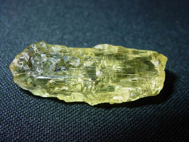 Beryl (var. Heliodor)