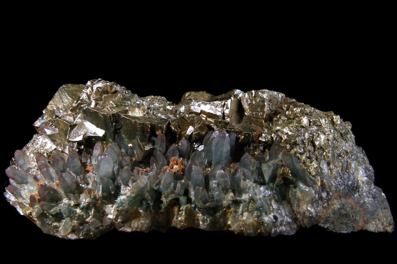 Chalkopyrit, Křemen