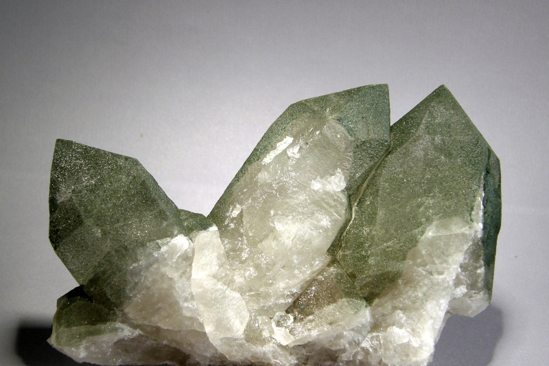 Křemen (var. Křišťál), Chlorit