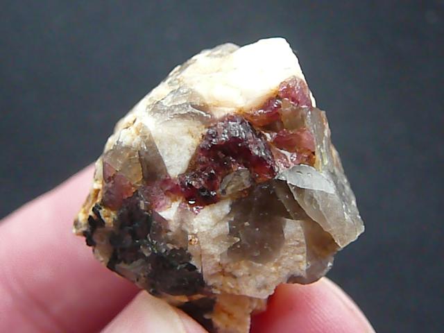 Elbait (var. Rubelit)