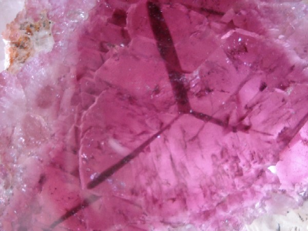 Elbait (var. Rubelit)