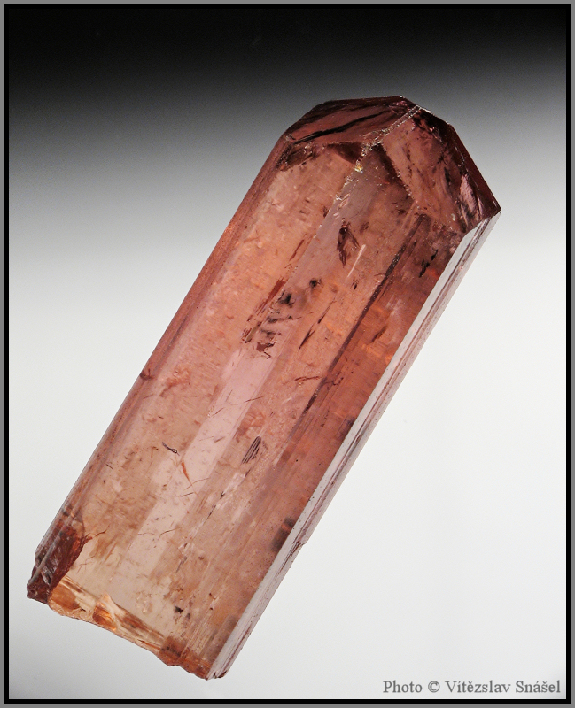 Elbait (var. Rubelit)