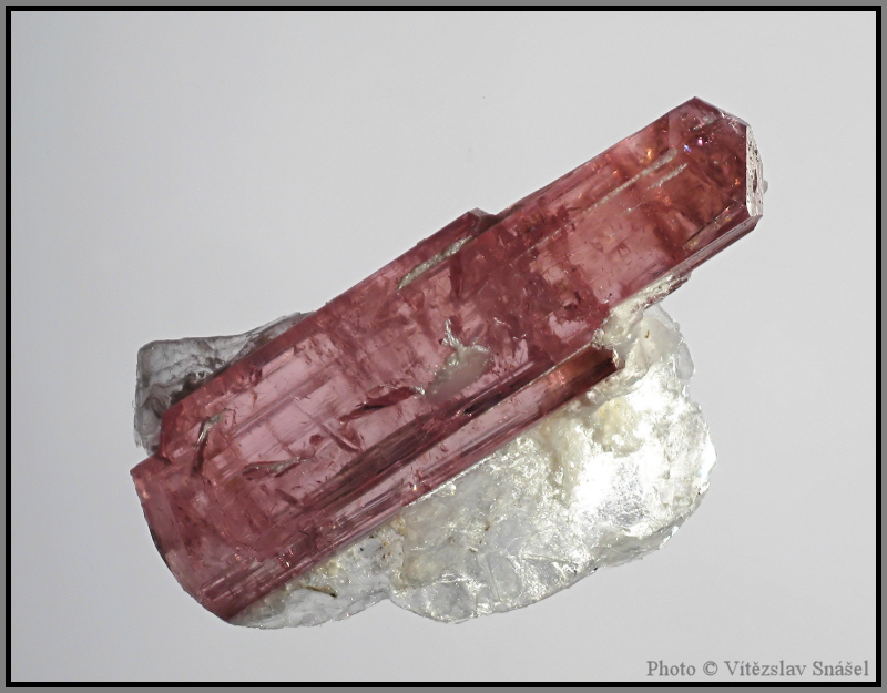 Elbait (var. Rubelit)