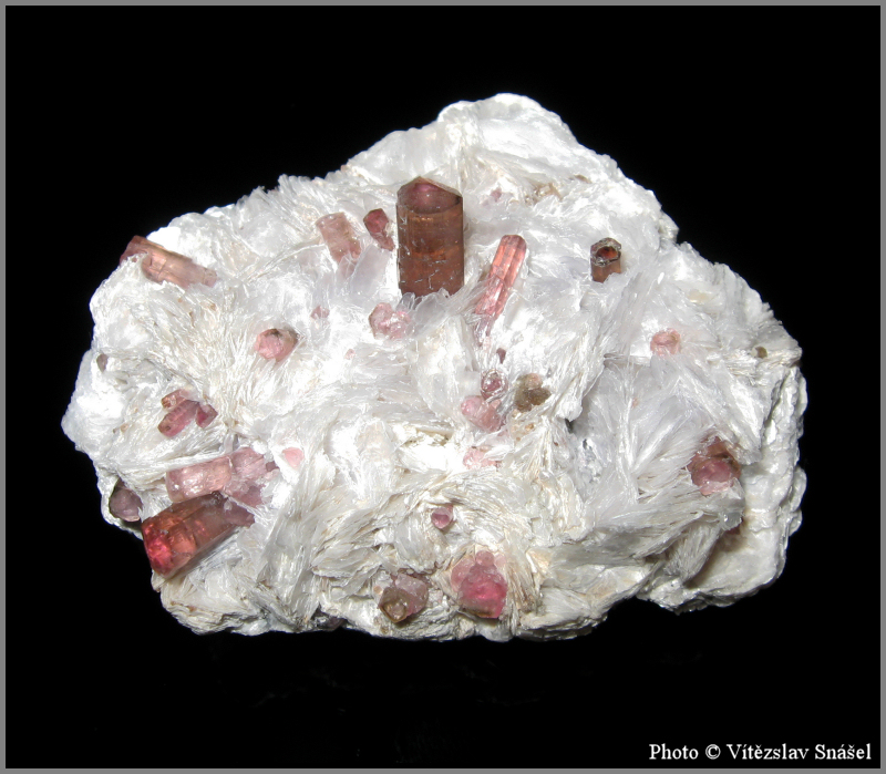 Elbait (var. Rubelit), Lepidolit