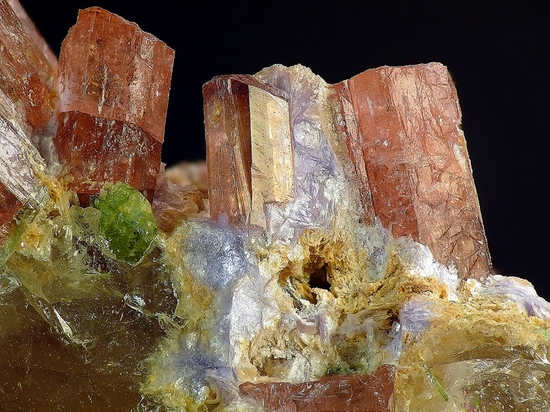 Elbait (var. Rubelit), Lepidolit