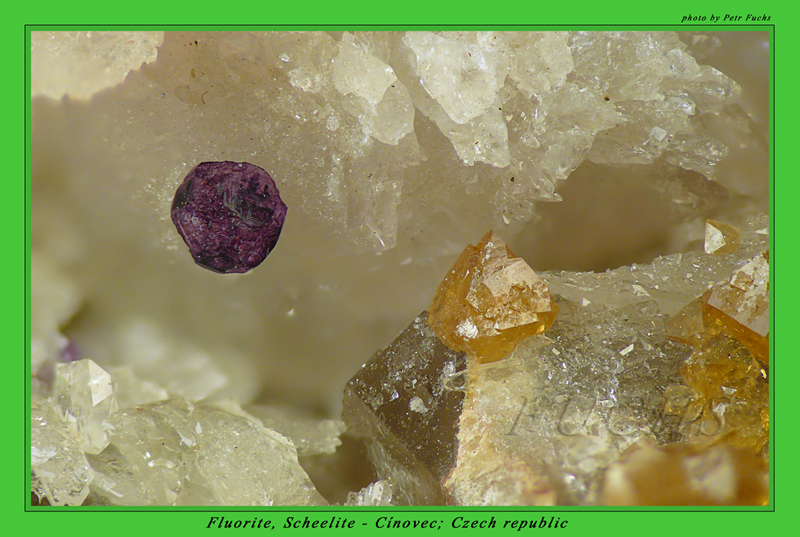 Scheelit, Fluorit