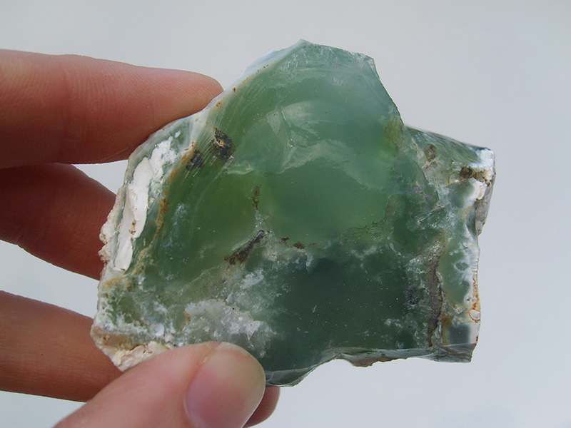 Opál (var. Ni-opál)