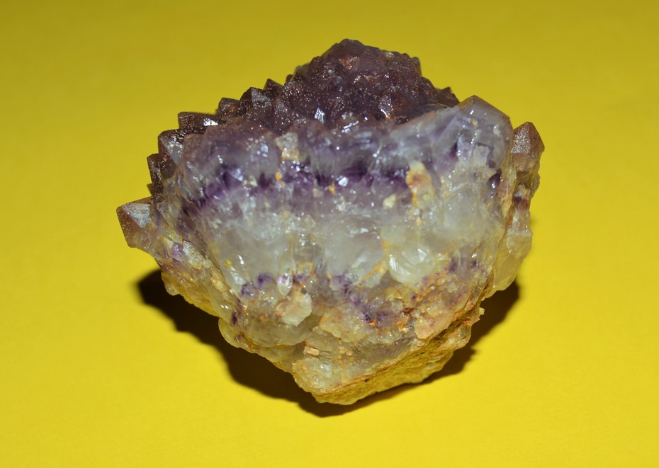 Křemen (var. Ametyst)