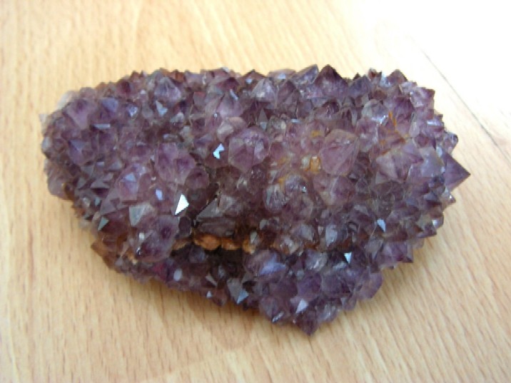 Křemen (var. Ametyst)