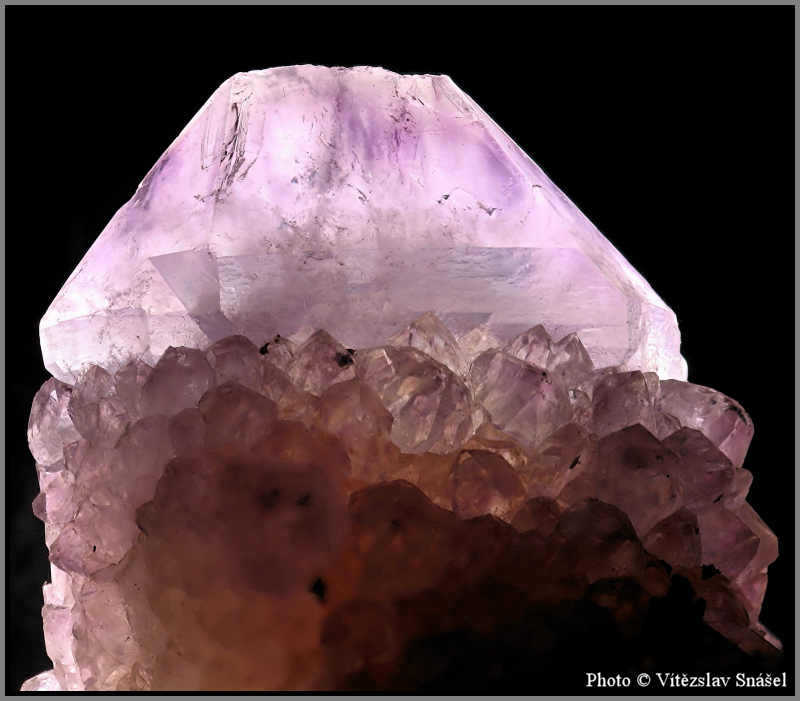 Křemen (var. Ametyst)