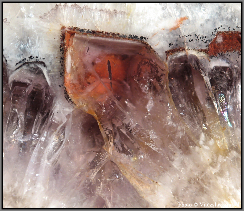 Křemen (var. Ametyst)