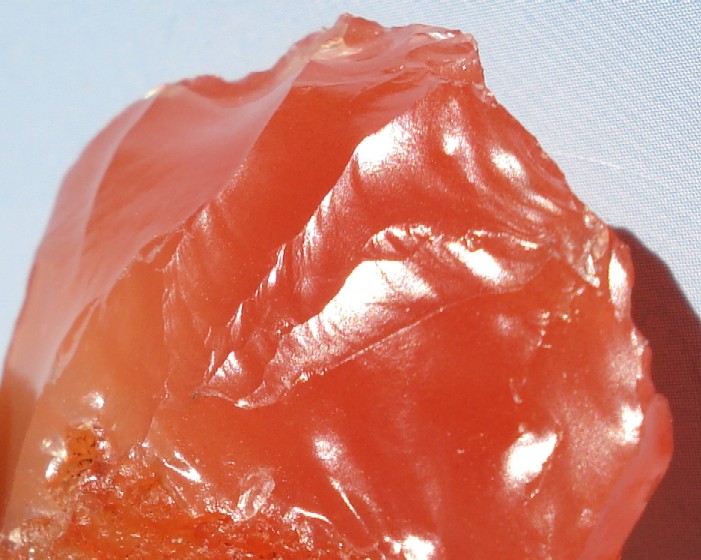 Křemen (var. Karneol)