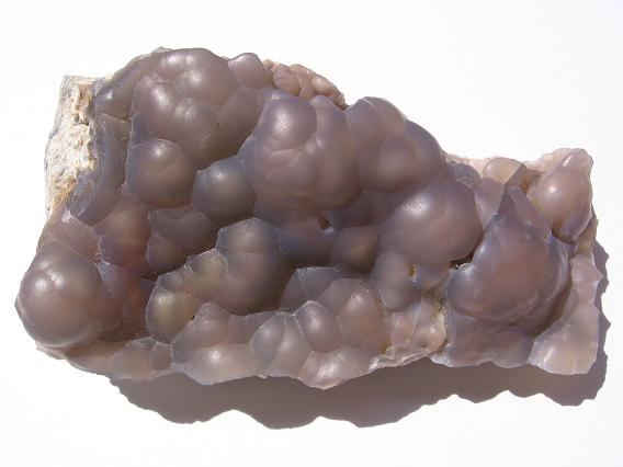 Křemen (var. Chalcedon)