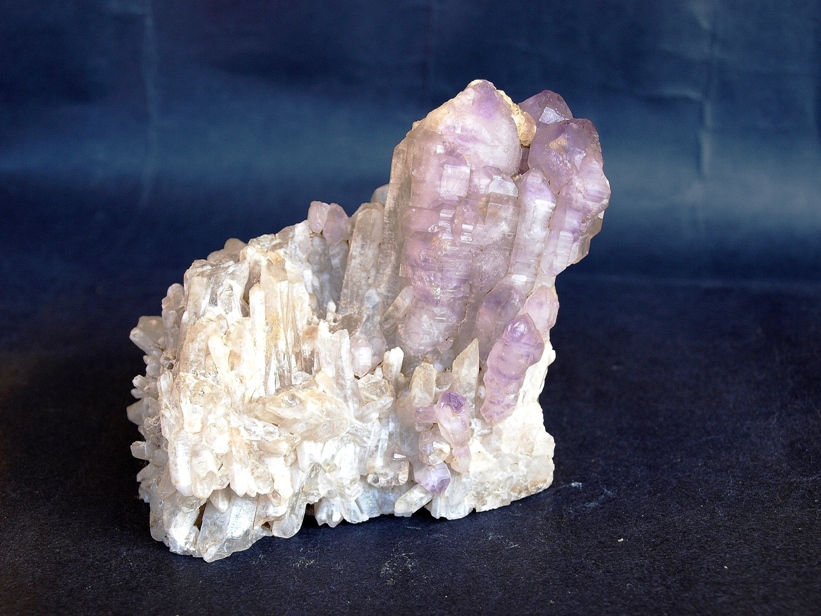 Křemen (var. Ametyst), Křemen