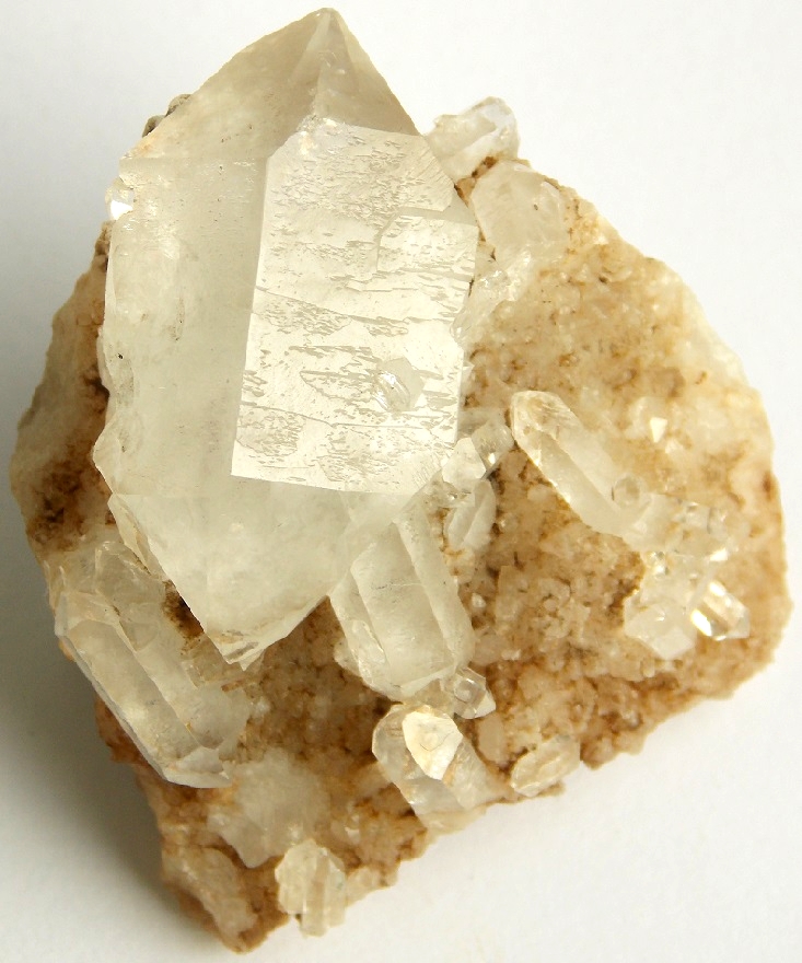 Křemen (var. Křišťál)