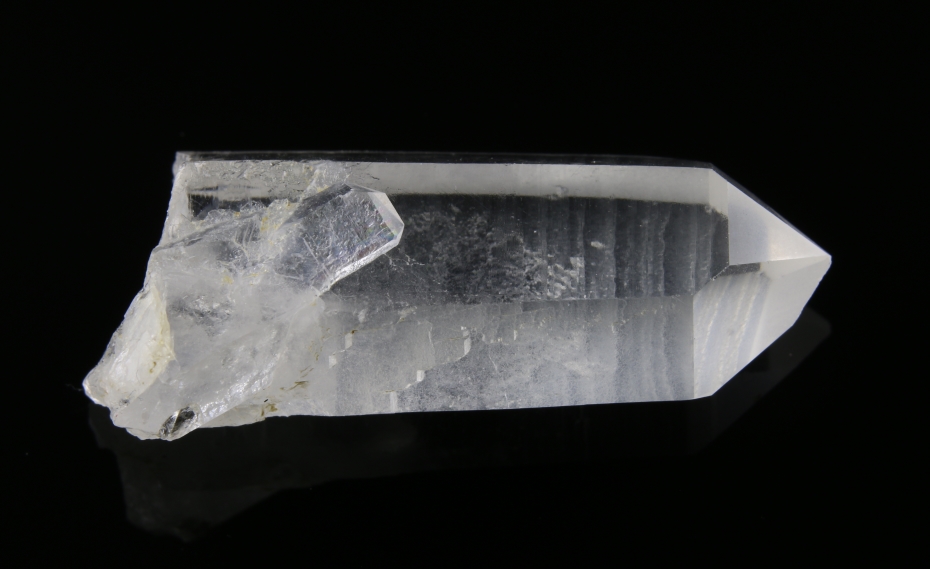 Křemen (var. Křišťál)