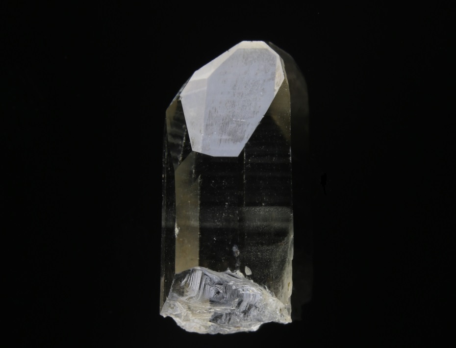 Křemen (var. Křišťál)