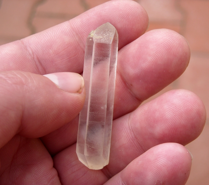 Křemen (var. Křišťál)