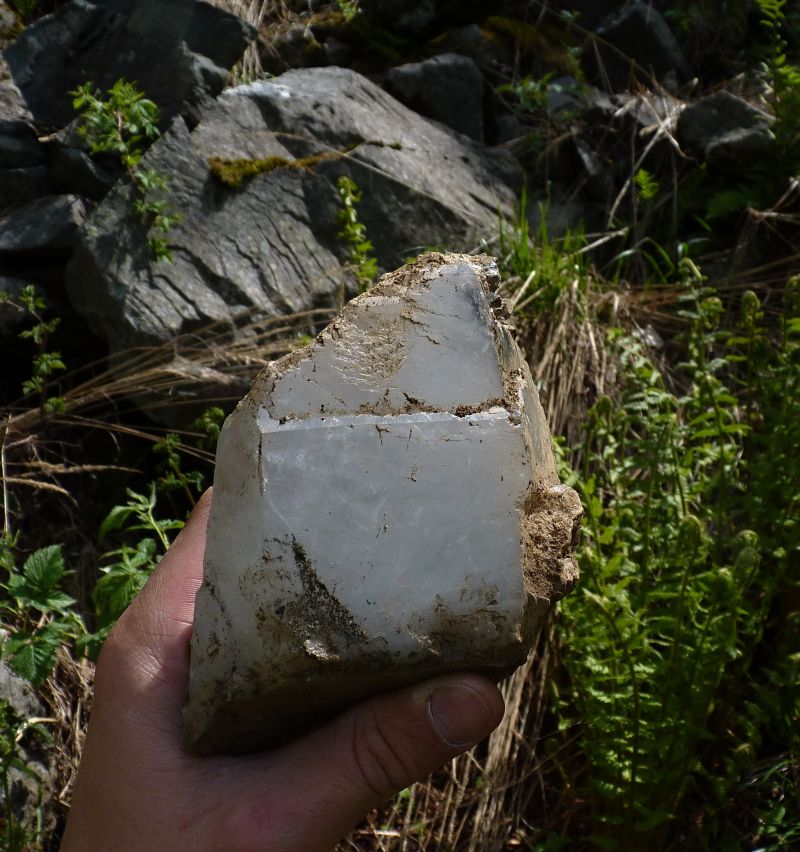 Křemen (var. Křišťál)