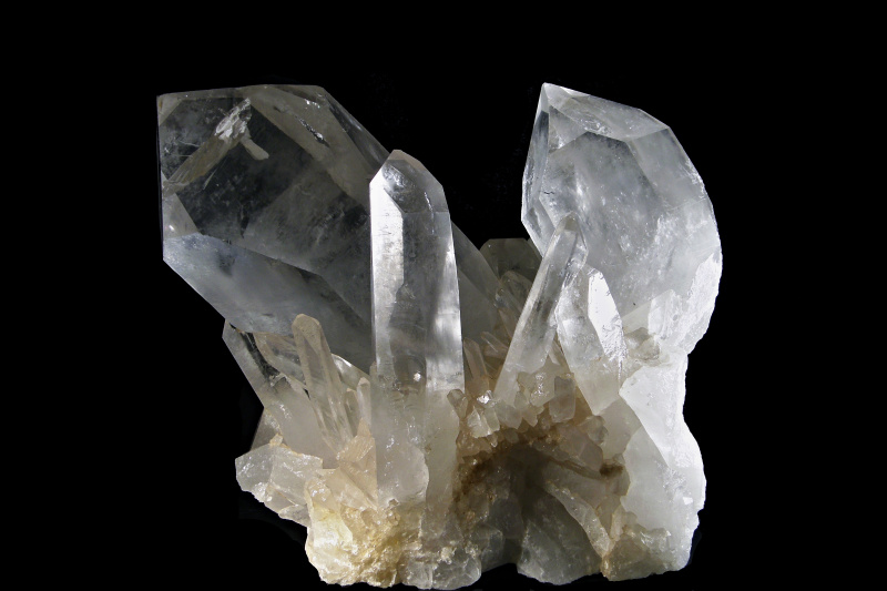 Křemen (var. Křišťál)