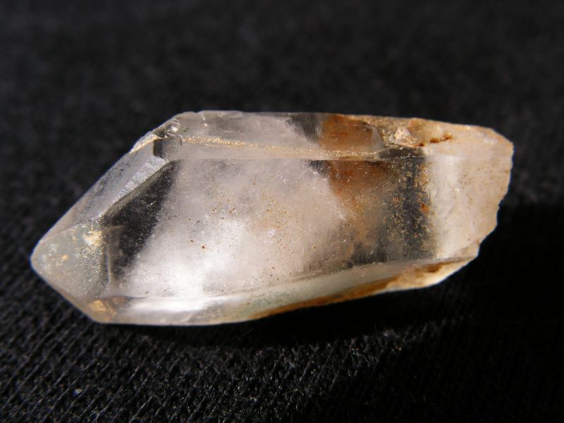 Křemen (var. Křišťál)