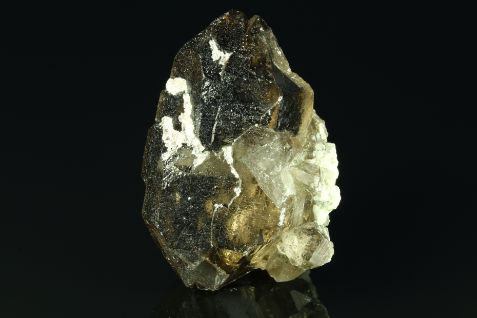 Křemen (var. Záhněda)