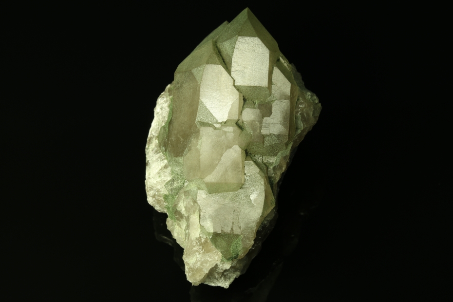 Křemen (var. Záhněda)