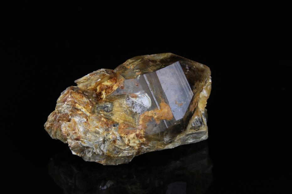 Křemen (var. Záhněda)