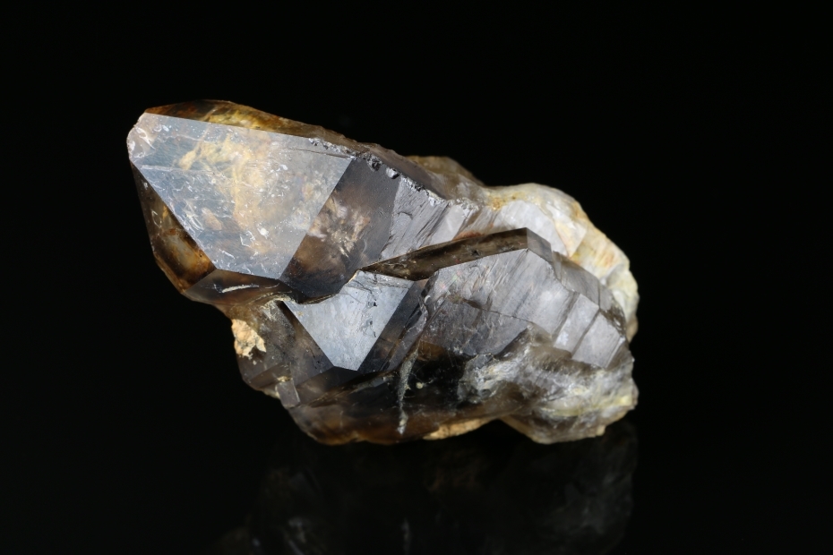 Křemen (var. Záhněda)