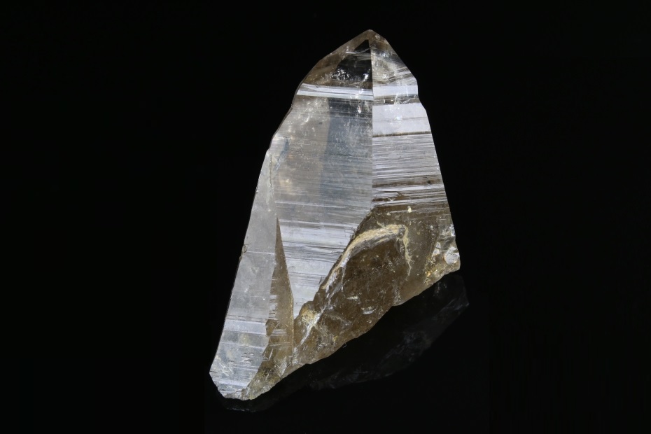 Křemen (var. Záhněda)