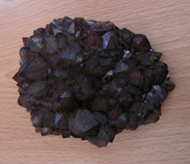 Křemen (var. Záhněda)