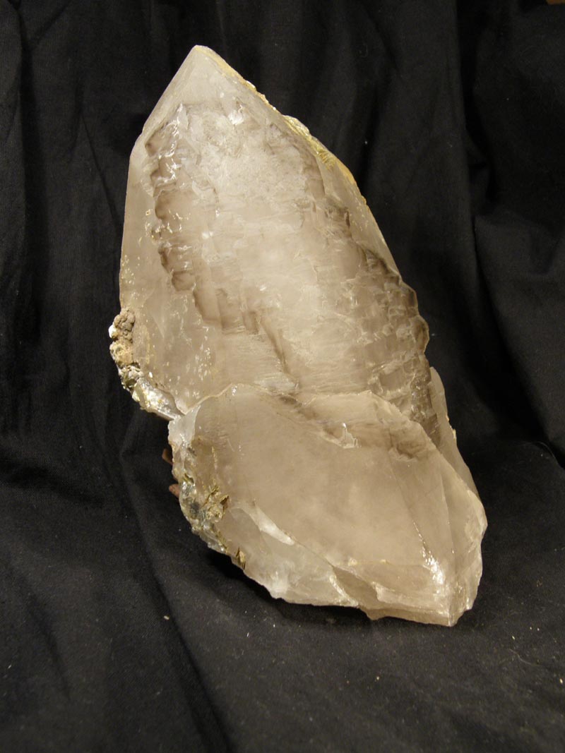 Křemen (var. Záhněda)