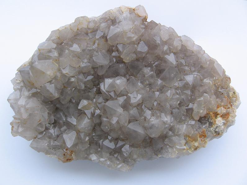 Křemen (var. Záhněda)