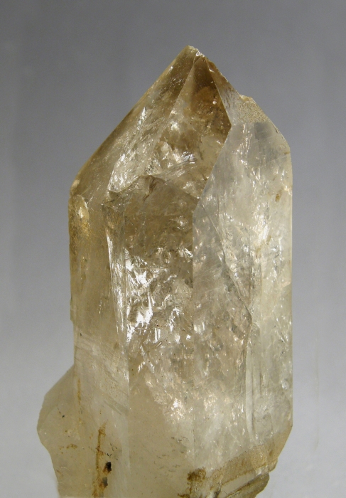 Křemen (var. Záhněda)