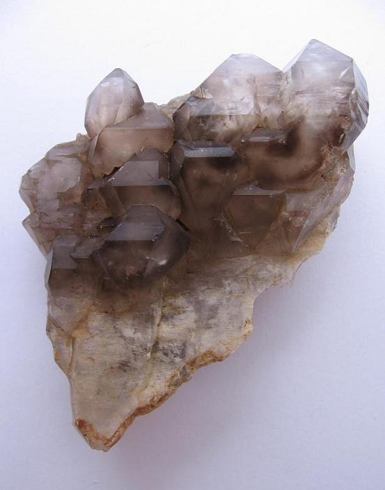 Křemen (var. Záhněda)