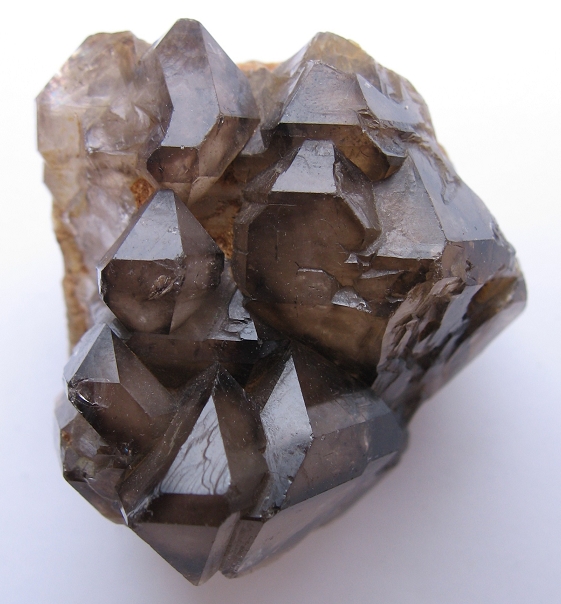 Křemen (var. Záhněda)