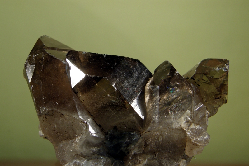 Křemen (var. Záhněda)