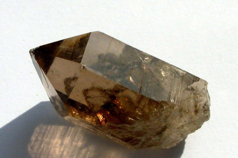 Křemen (var. Záhněda)