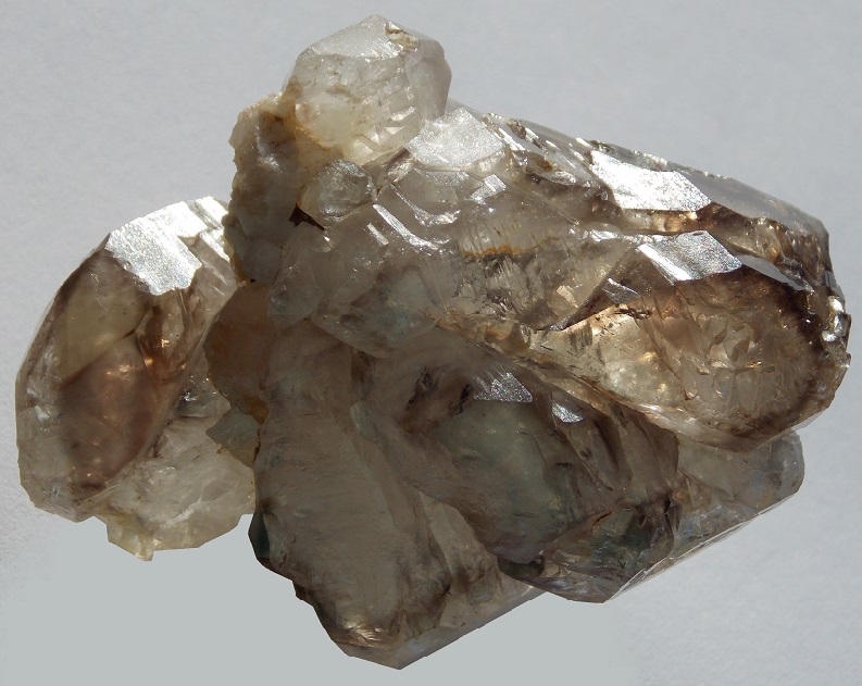 Křemen (var. Záhněda)