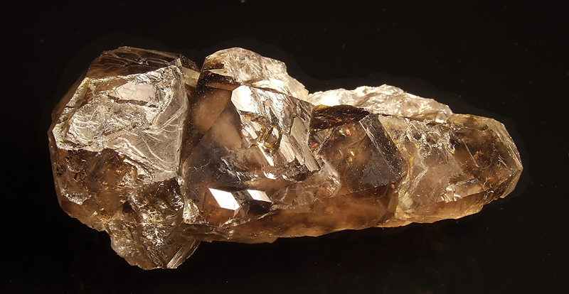 Křemen (var. Záhněda)