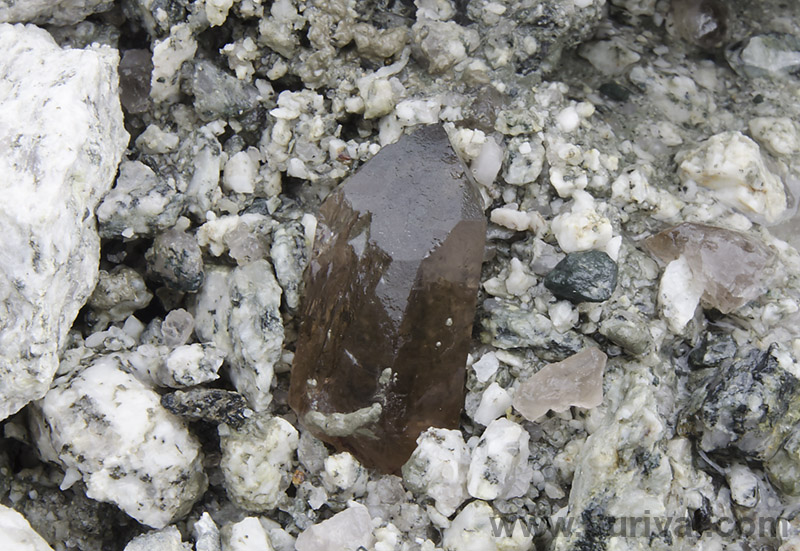 Křemen (var. Záhněda)