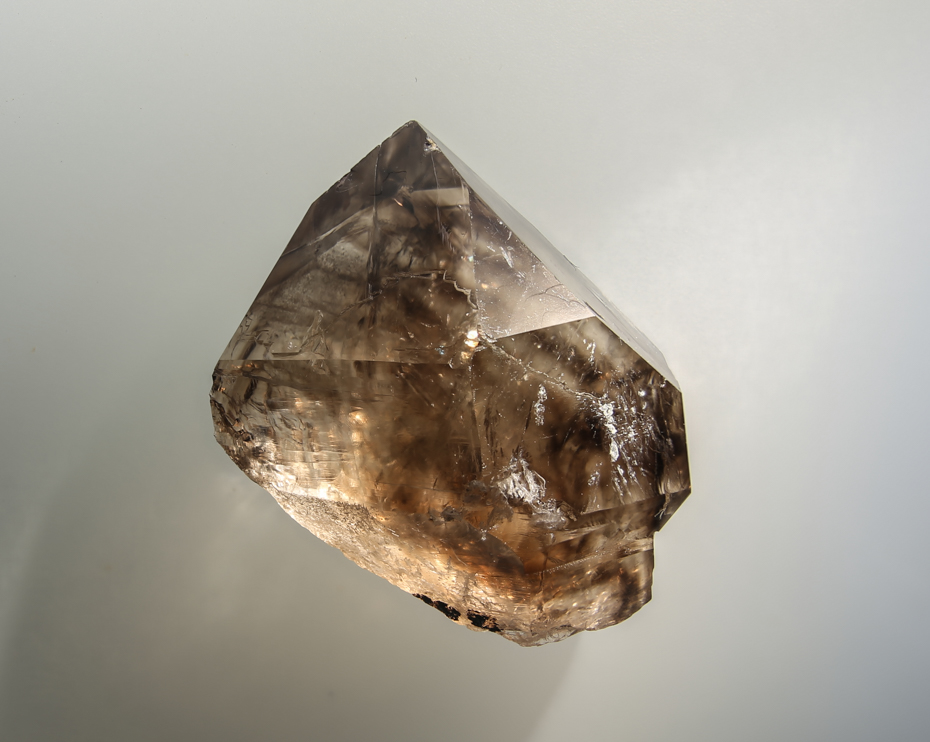 Křemen (var. Záhněda)