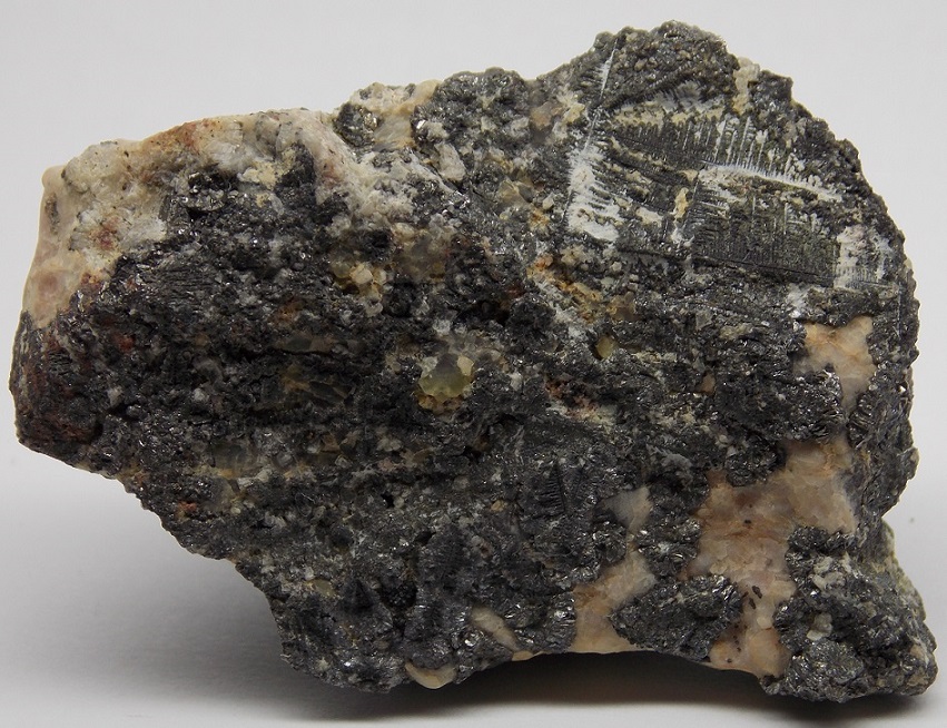 Rammelsbergit, Skutterudit, Safflorit