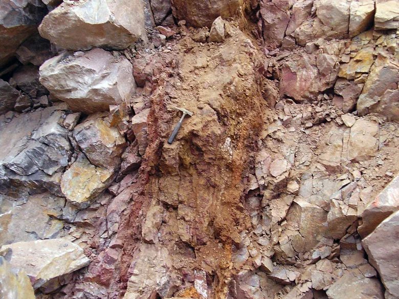 Mineralogická lokalita Dolní Loučky, Czech Republic