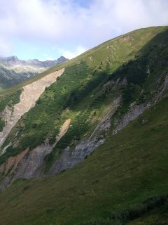 Druntöbel, Sedrun